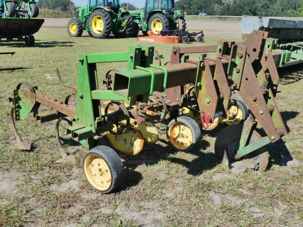 John Deere 3pt 2 Row Planter (A53317)