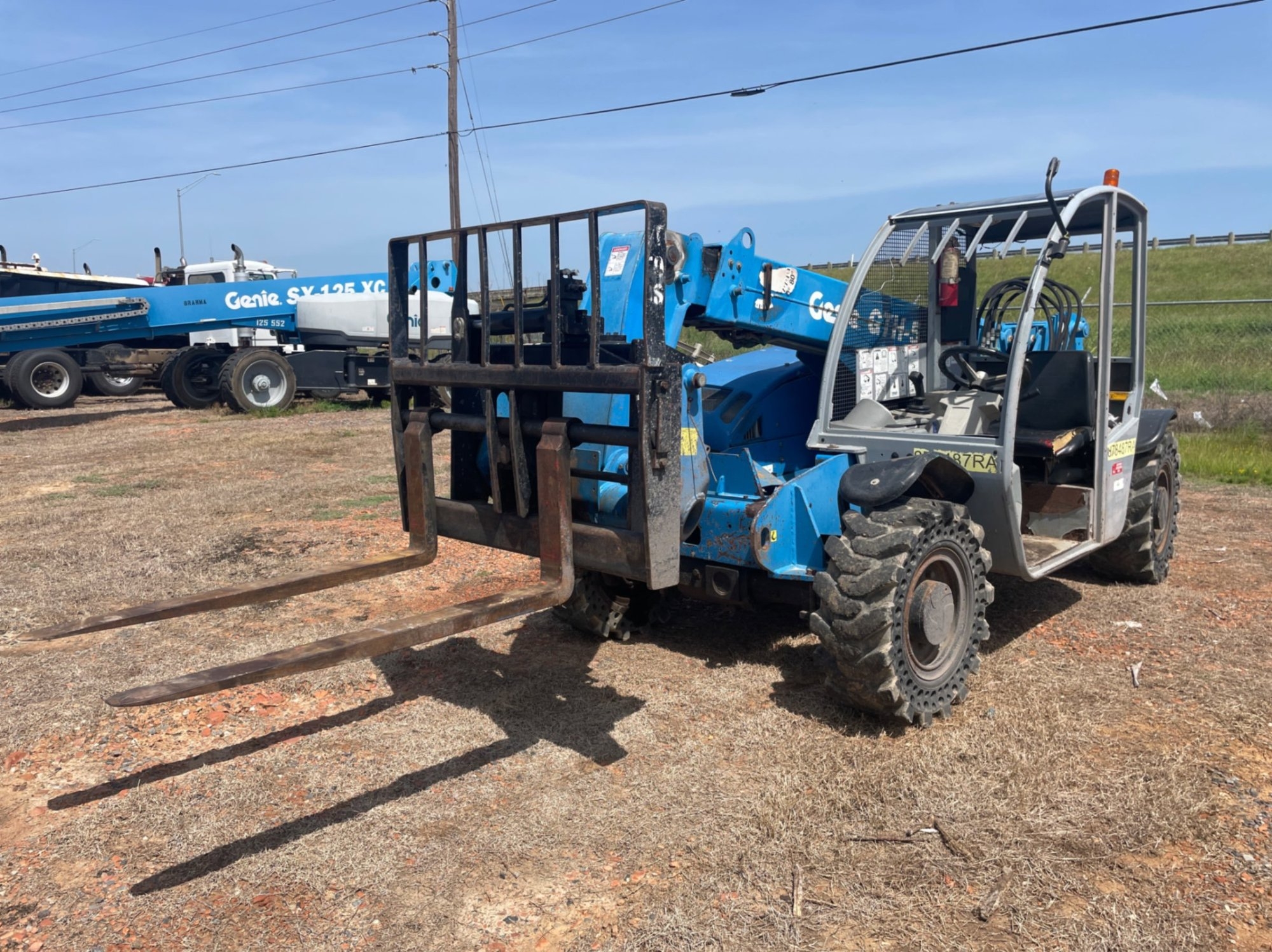 2011 GENIE GTH-5519 (A50854)
