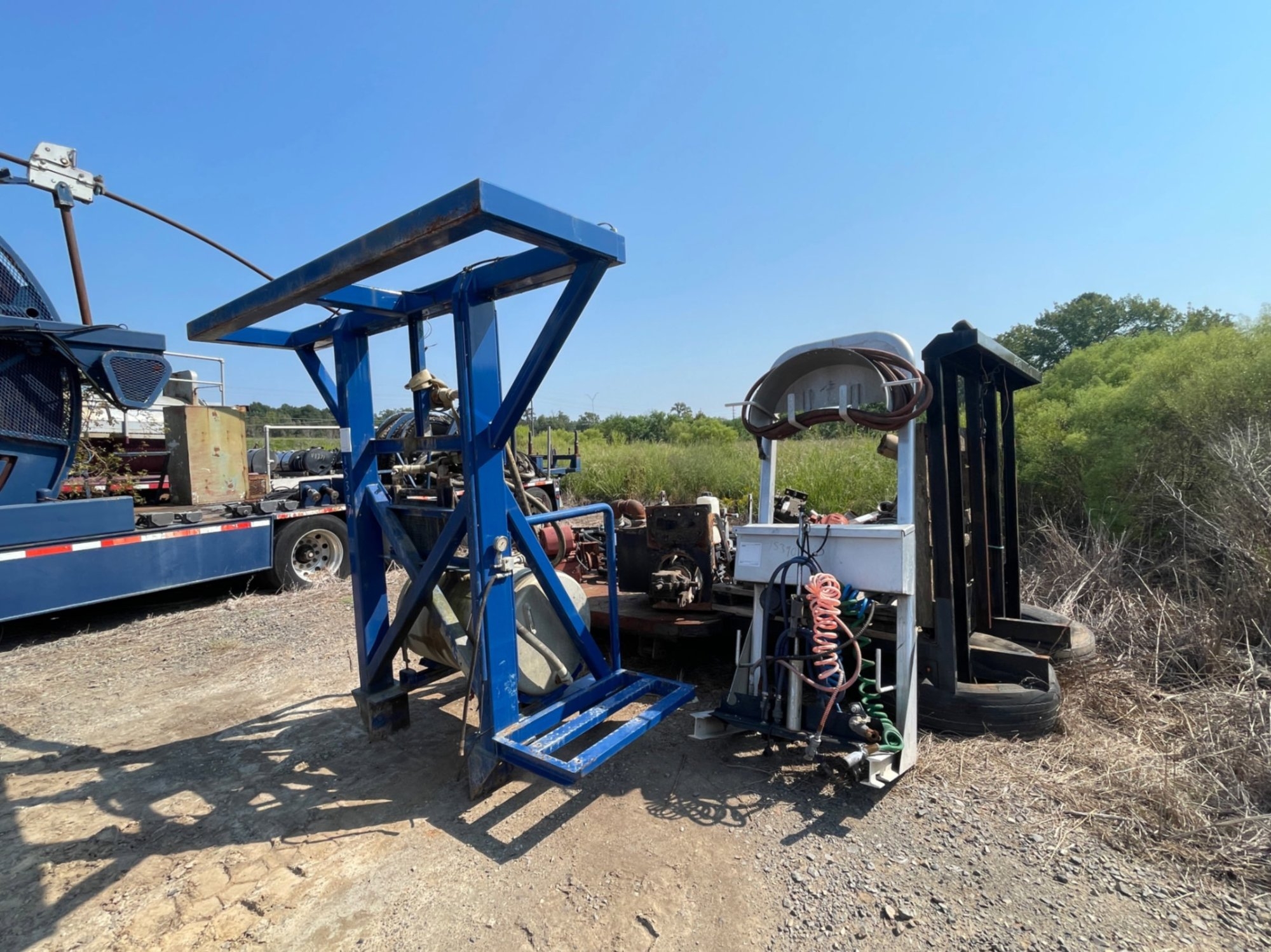 PALLETS OF HEAVYEQUIPMENT (A58214)