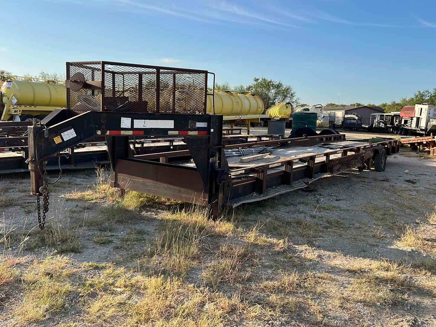 2011 SOUTHWEST  GOOSENECK (A55745)