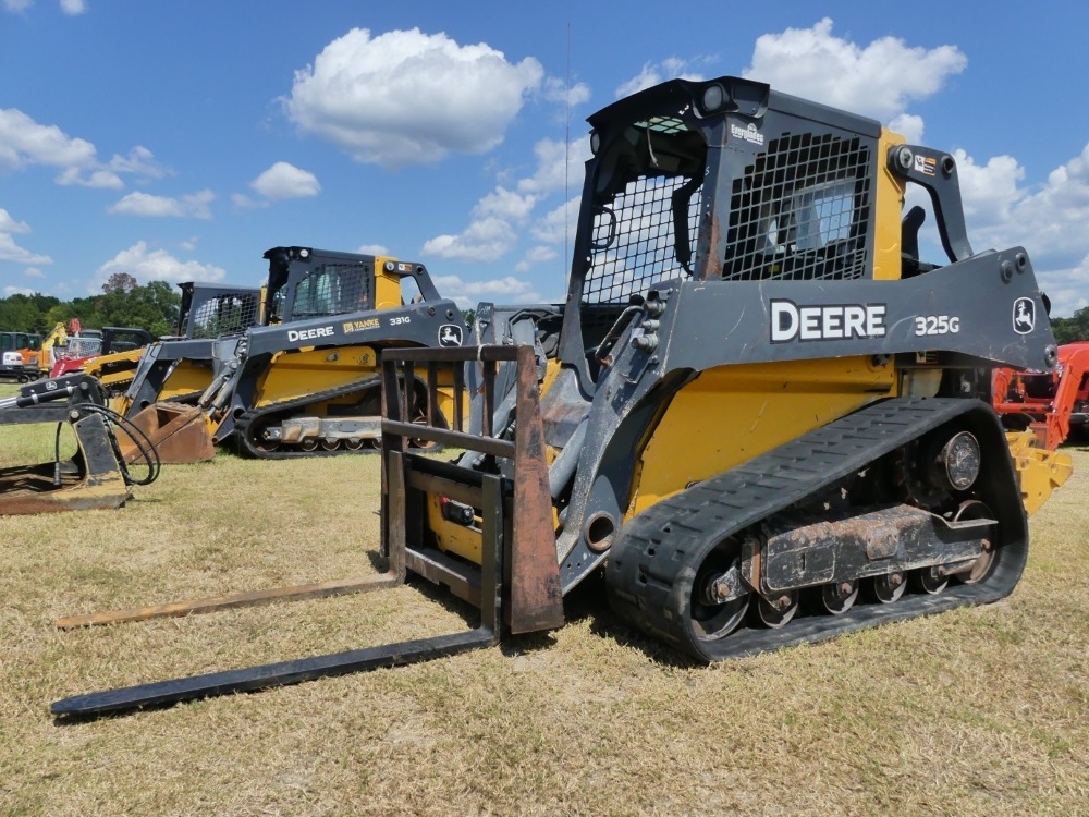 Deere 325G (A50123)