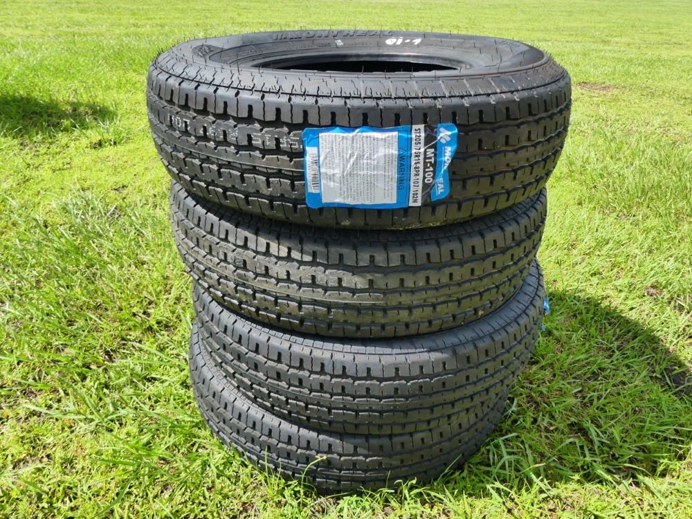 Motreal ST205/7515 Tires (A53316)