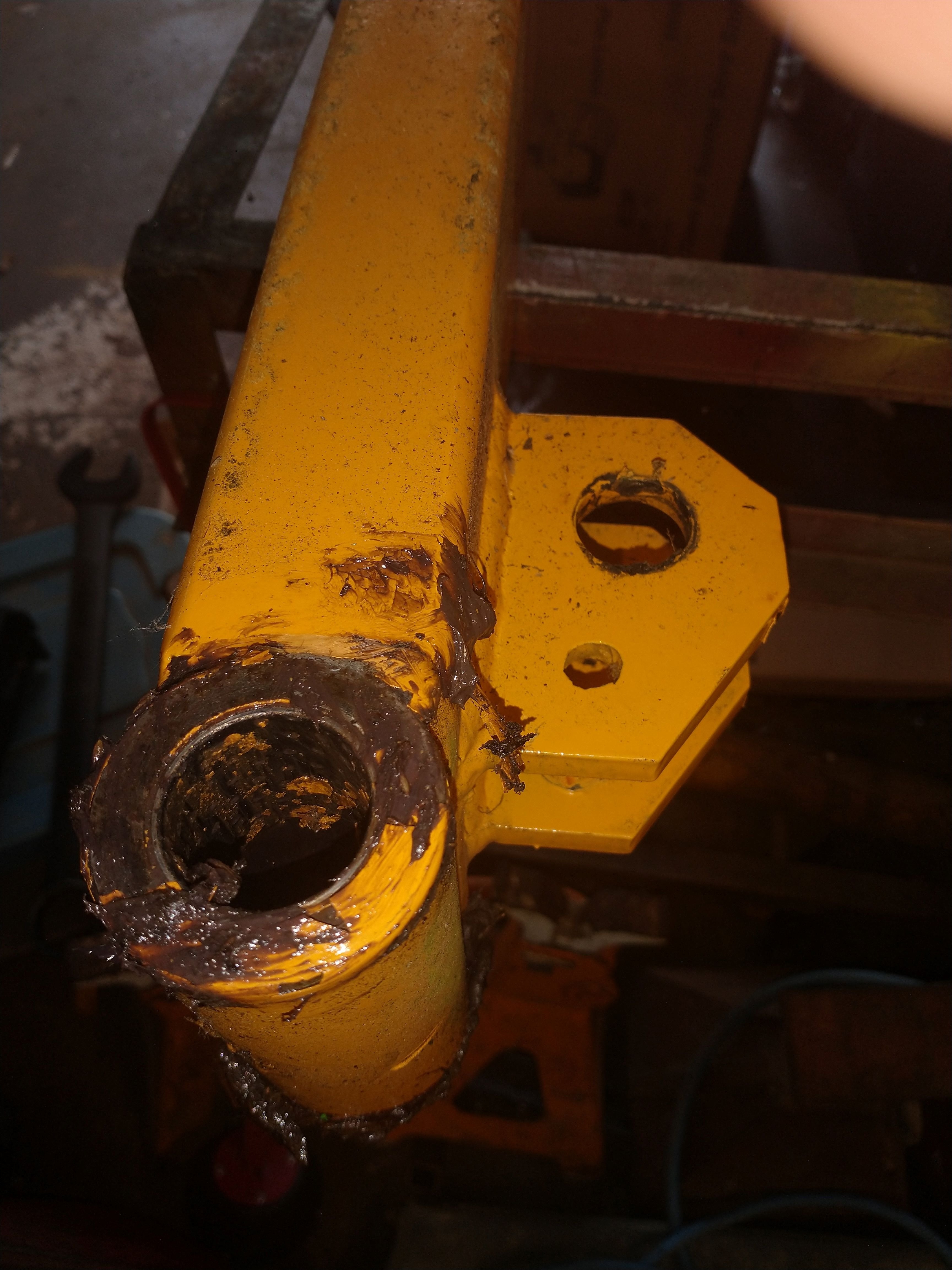 Damaged main beam 11.jpg