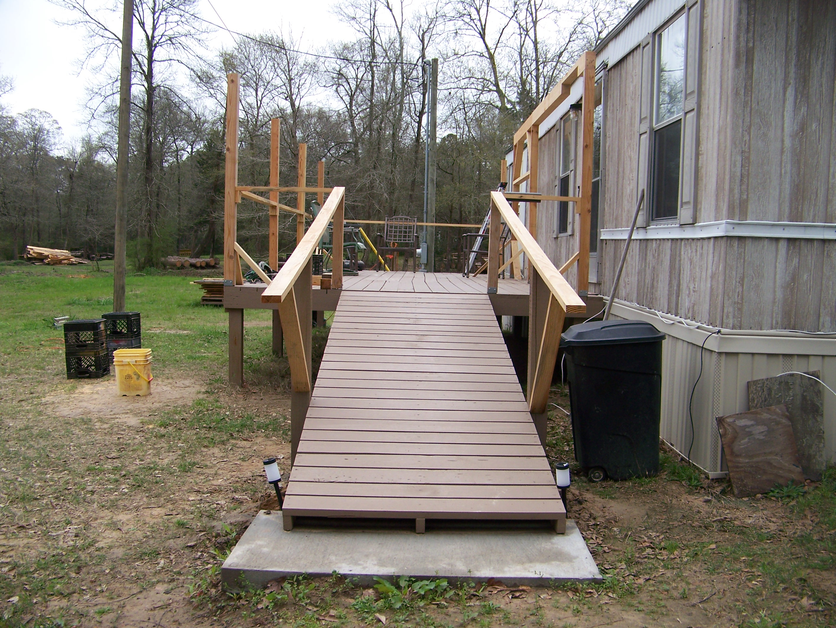 Deck Hand Rails Braced March 2021.jpg
