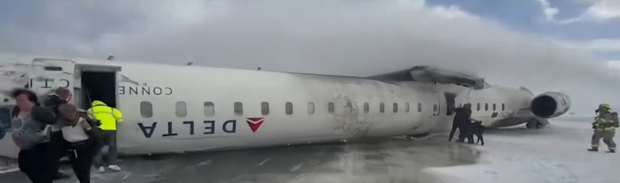 deltacrash.JPG