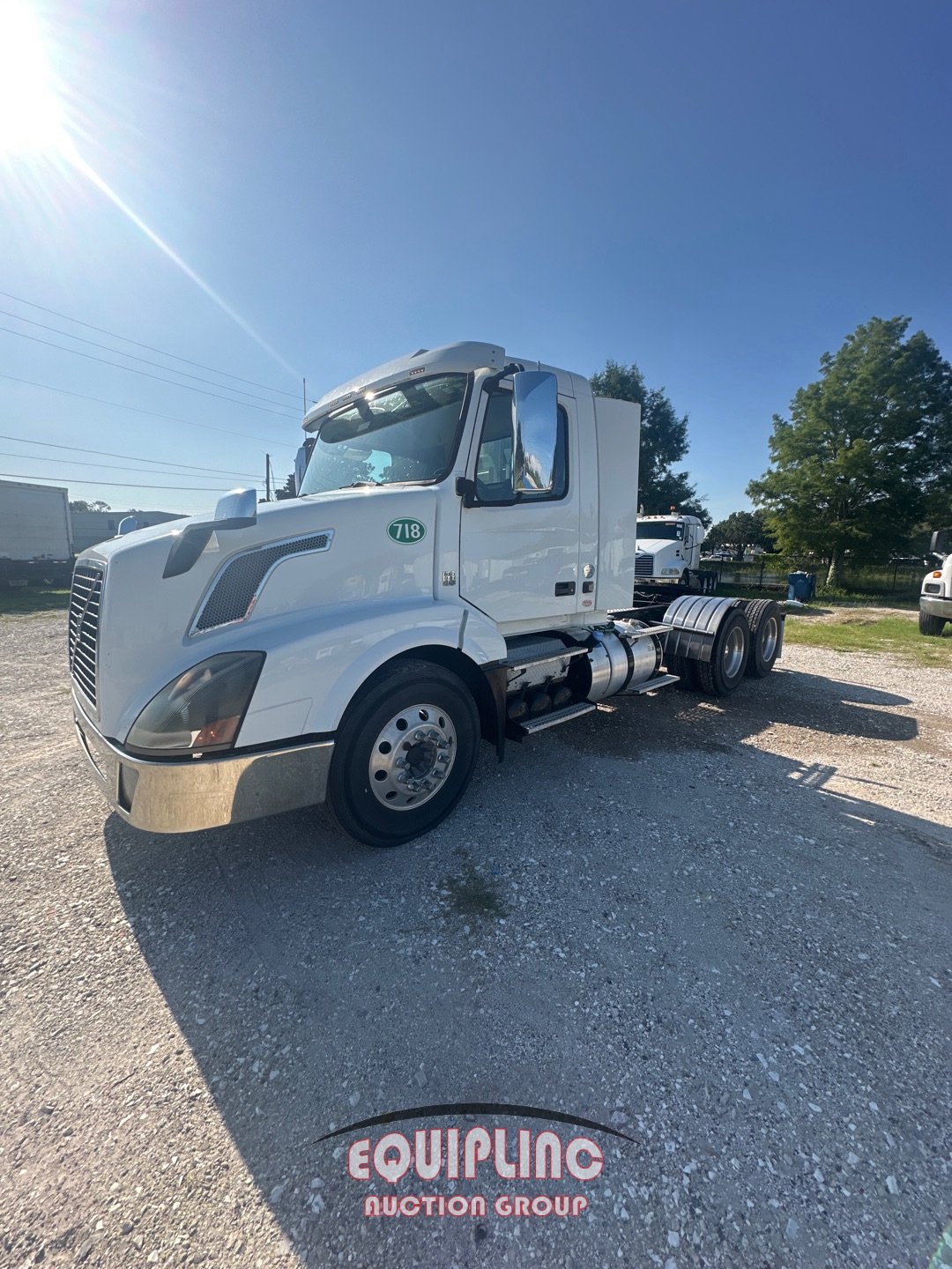 2018 VOLVO VNL DAY CAB (A52576)