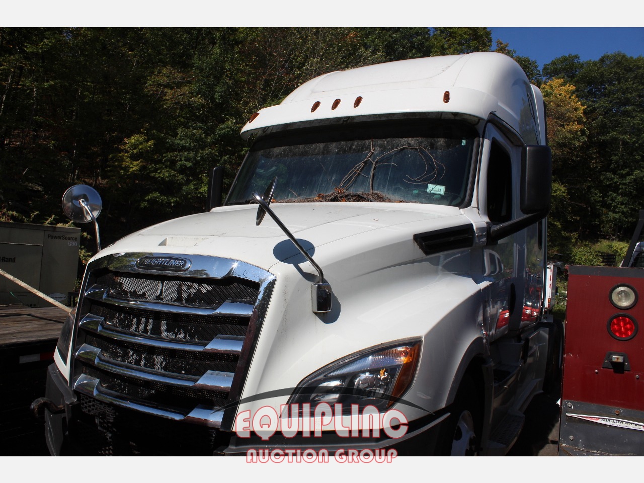 2018 FREIGHTLINER CASCADIA TANDEM AXLE SLEEPER TRUCK (A56138)