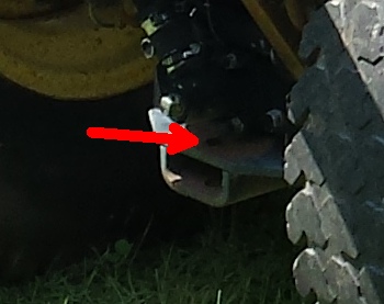 drawbar-hole.jpg