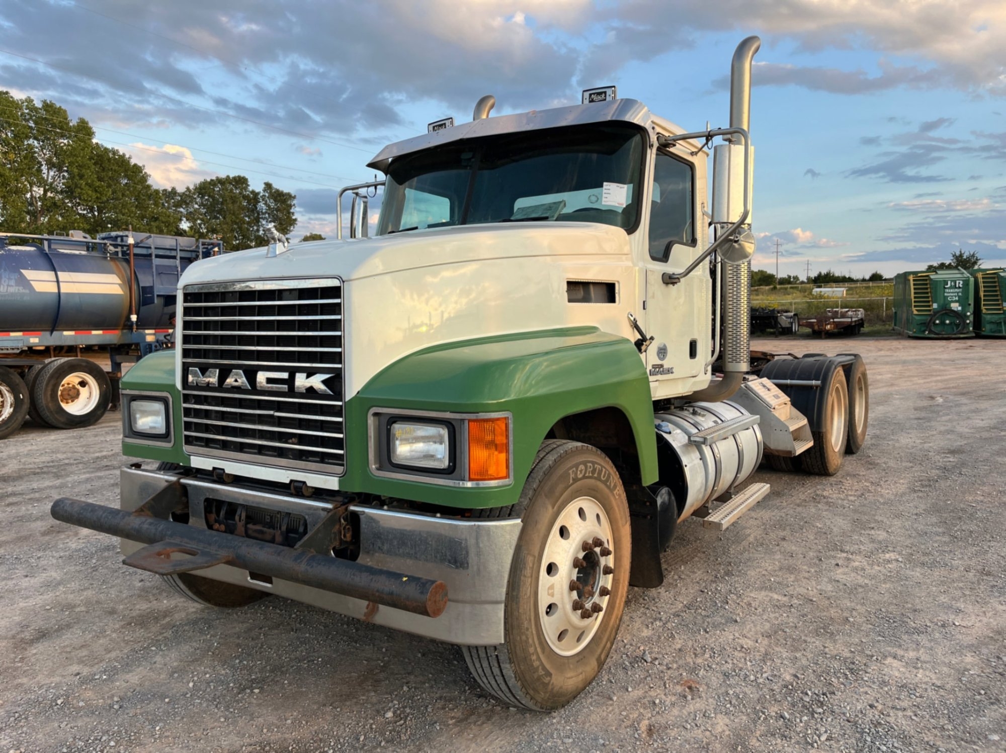 2018 MACK CHU613 DAYCAB (INOPERABLE) (A53843)