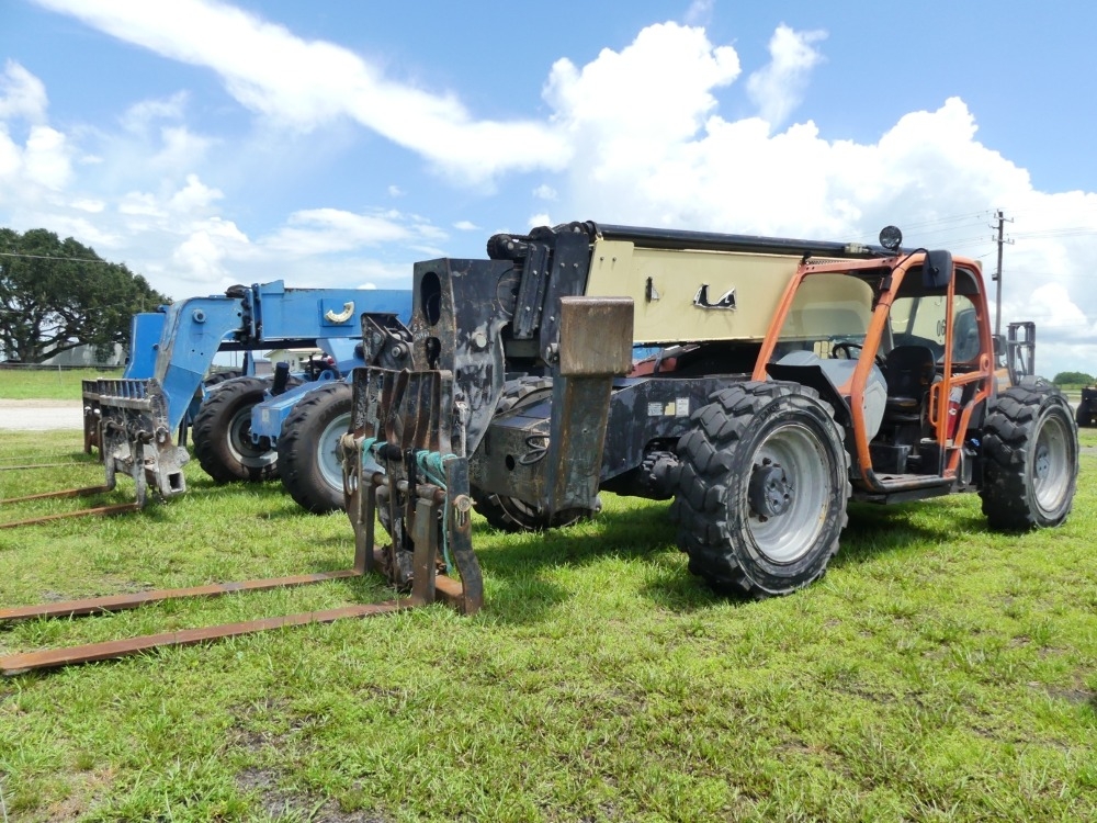 JLG 1055 (A50120)