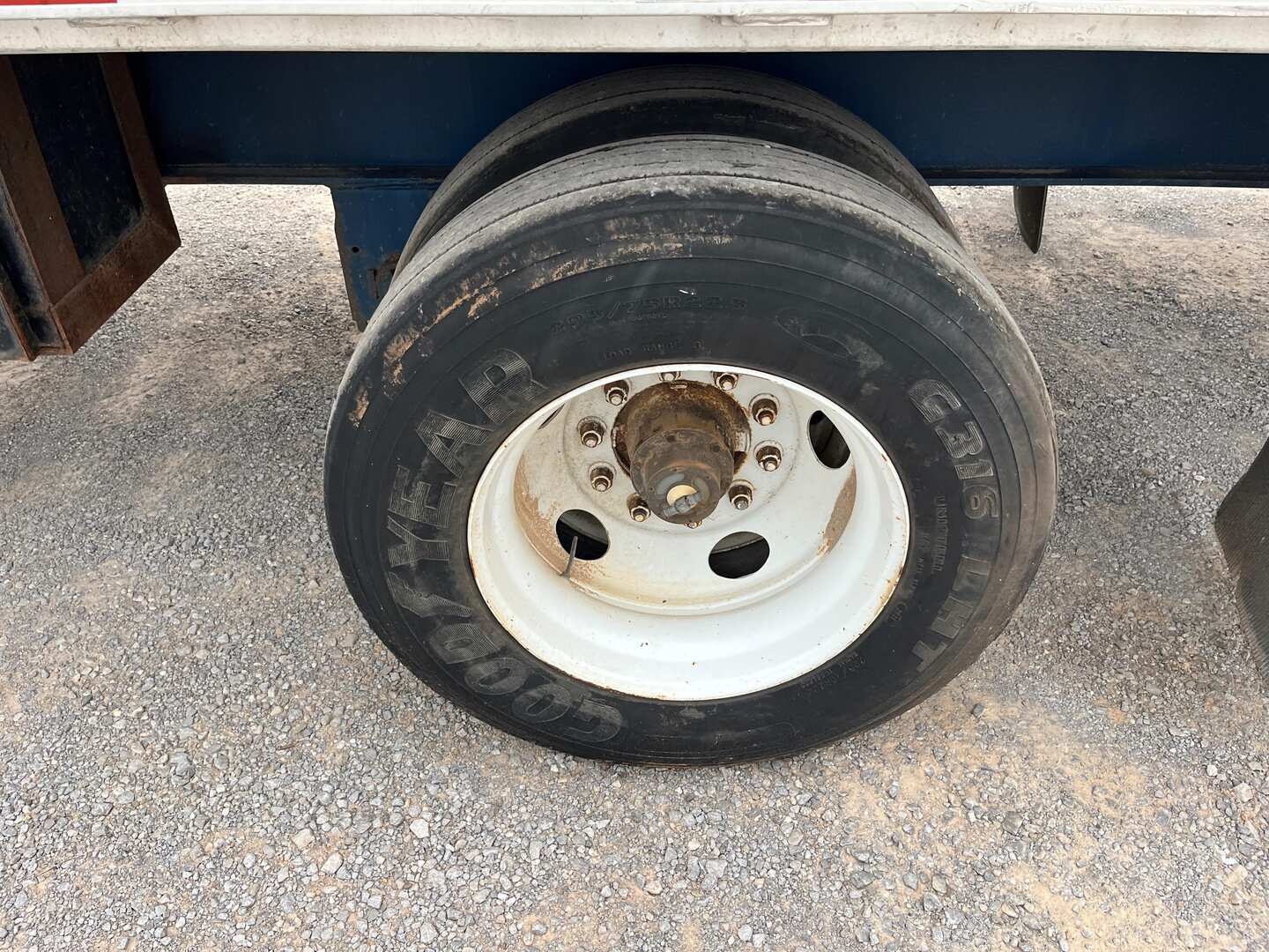 2010 UTILITY TRAILER MFG. CO. 53 FOOT FLATBED TRAILER (A53843)