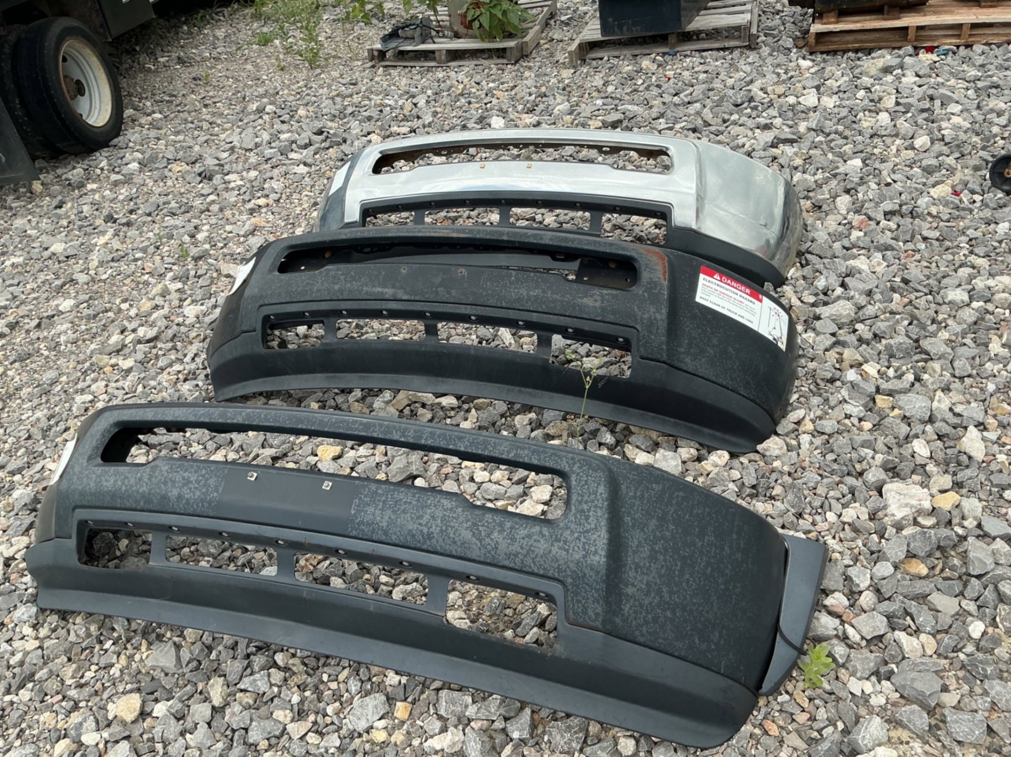 DODGE PICKUP BUMPERS (3) (A50854)