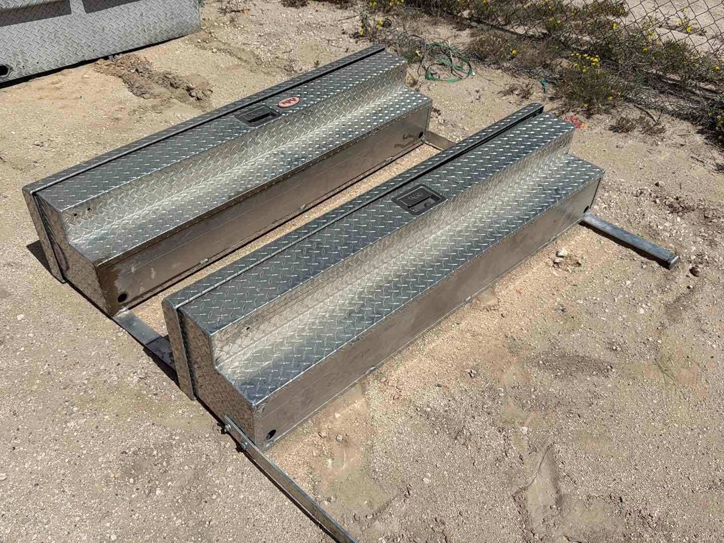 2 - SIDE MOUNT TOOLBOXES (A53843)