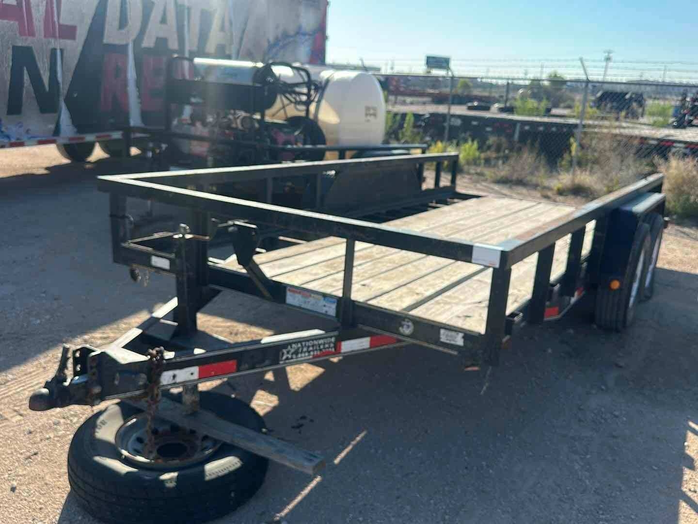 2015 PJ TRAILER  16 TANDEM AXLE UTILITY TRAILER (A52472)
