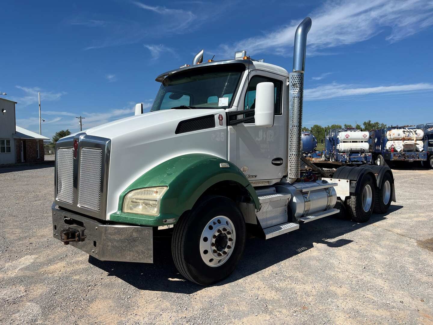 2018 KENWORTH T880 DAYCAB (A53843)