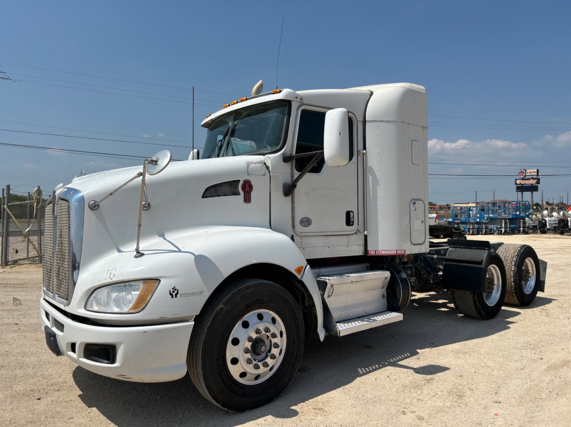 2015 KENWORTH T660 SLEEPER TRUCK (A58214)