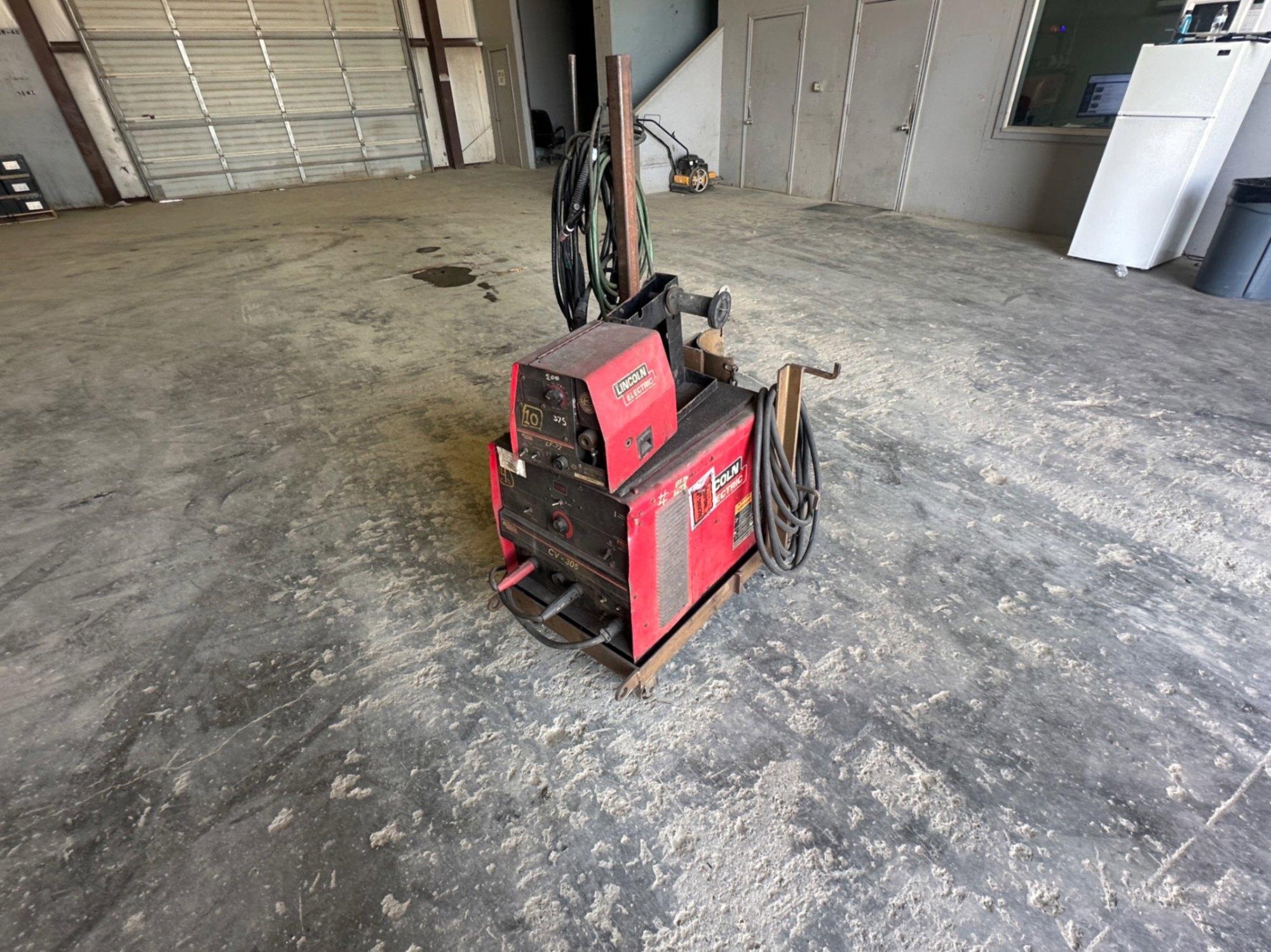 LINCOLN WELDER (A55745)