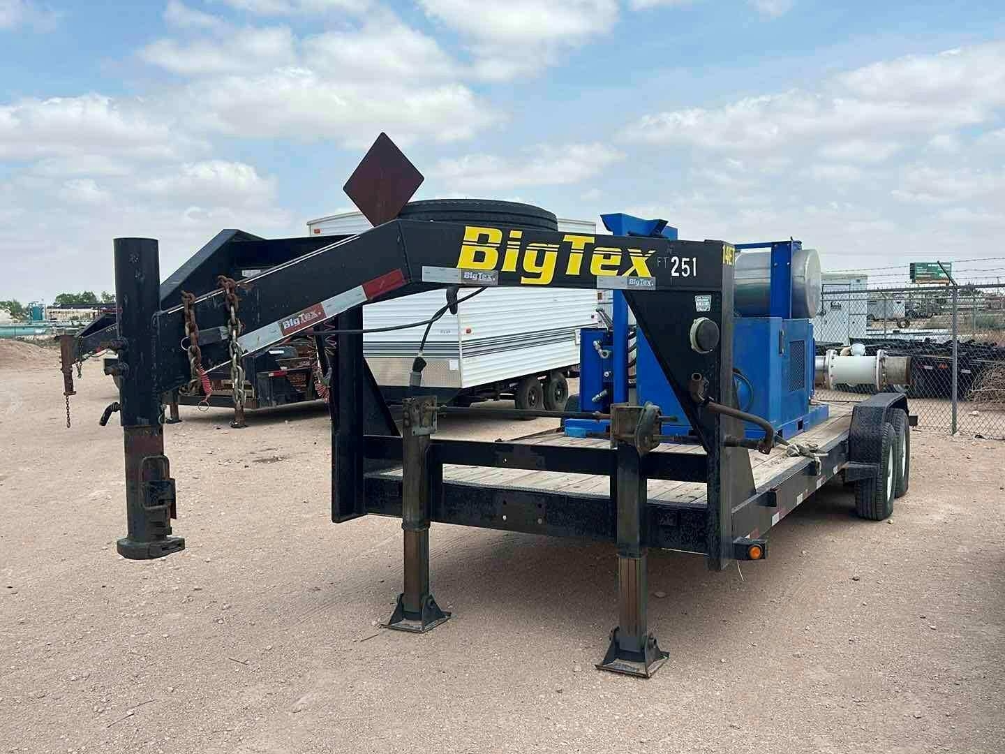 2012 BIG TEX (A47001)