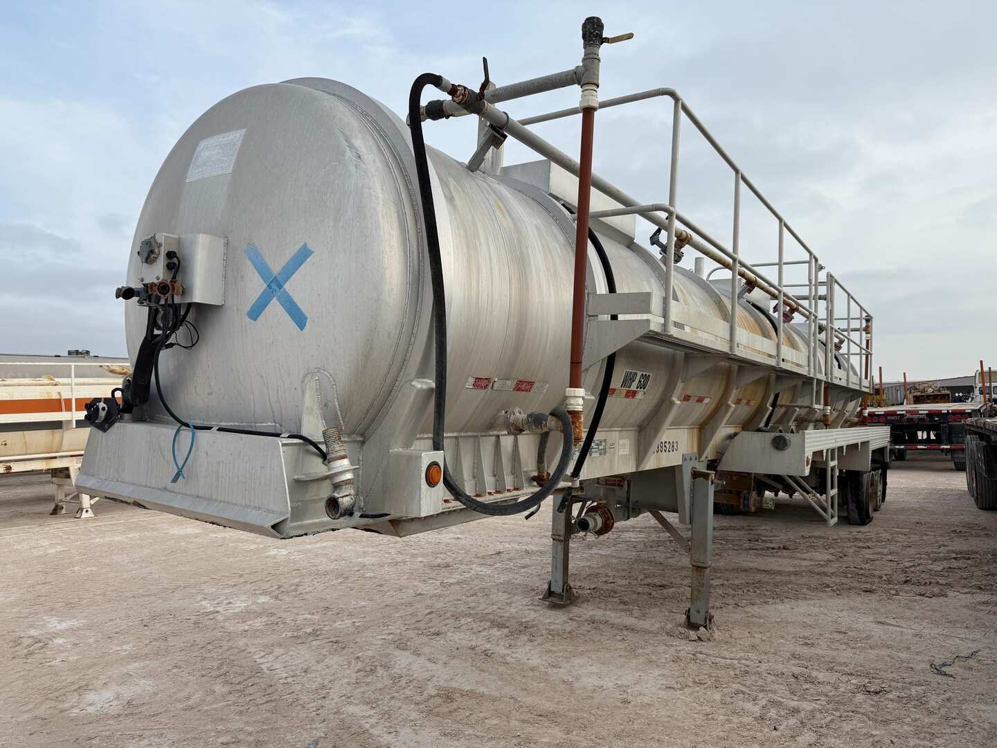 2014 OVERLAND TANK KILL TRAILER (A58214)