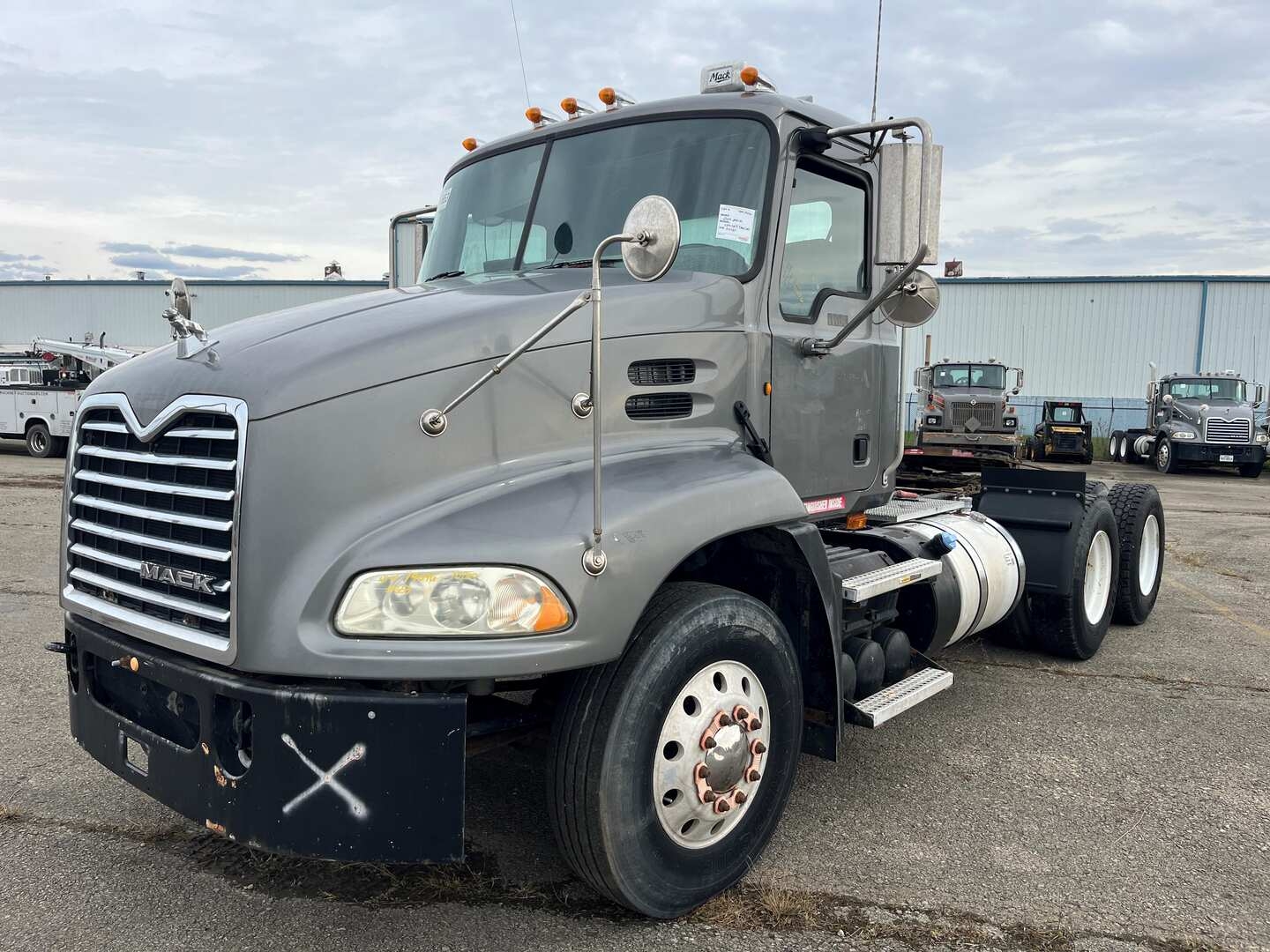 2012 MACK CXU613 DAYCAB (A55745)