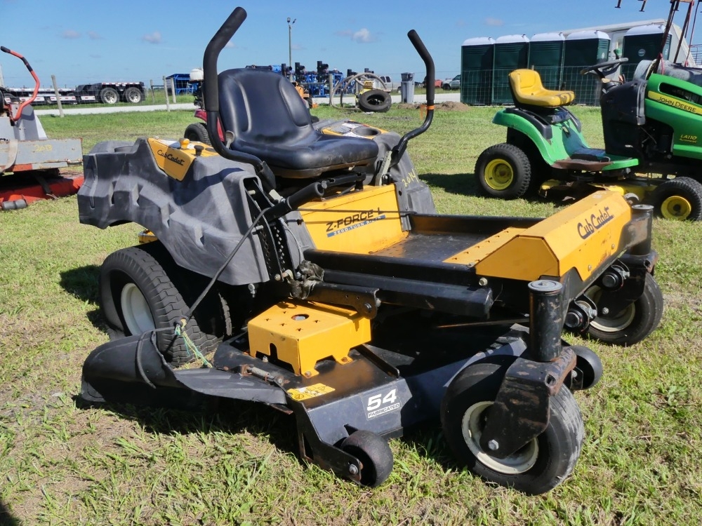 Cub Cadet Z-Force Zero Turn Mower (A50121)