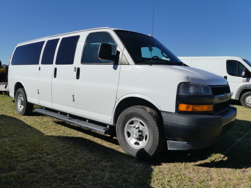2020 Chevrolet Express (A53317)
