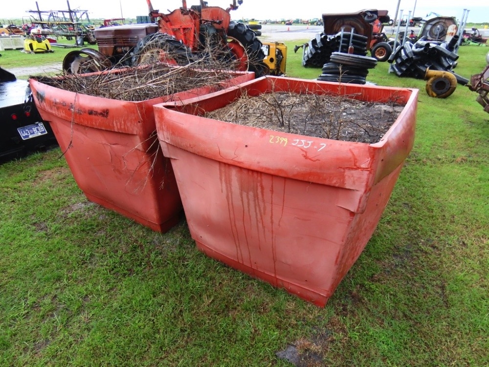 (2) Flower Pots (A50121)