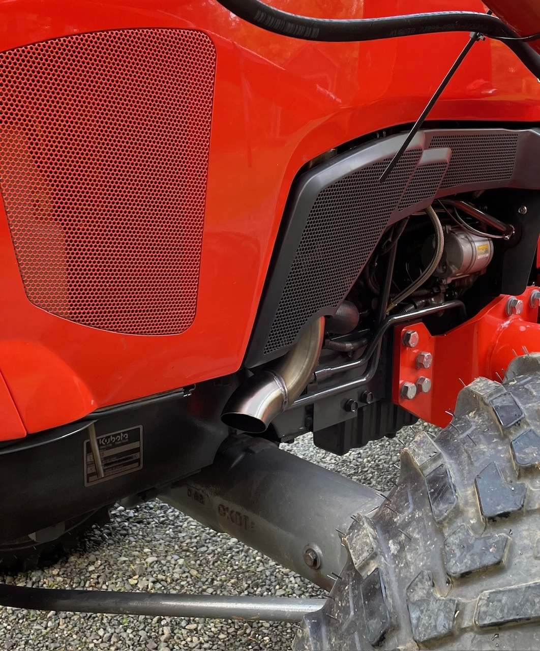 Exhaust2.jpg