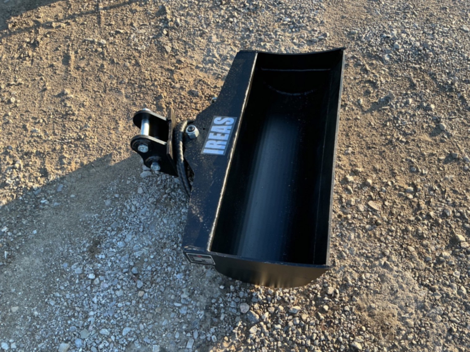 HYDRAULIC TILTING BUCKET FOR MINI EXCAVATOR (A58214)