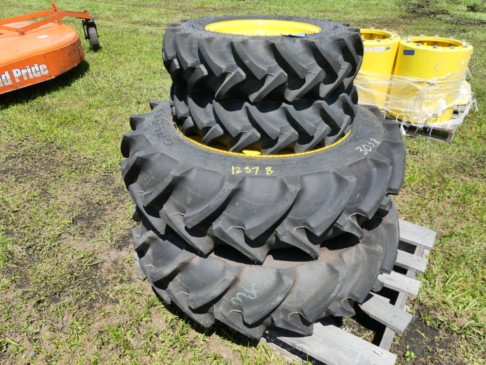(2) Galaxy 180/95-14 (2) 11.2-24 Tires and Rims (A50120)