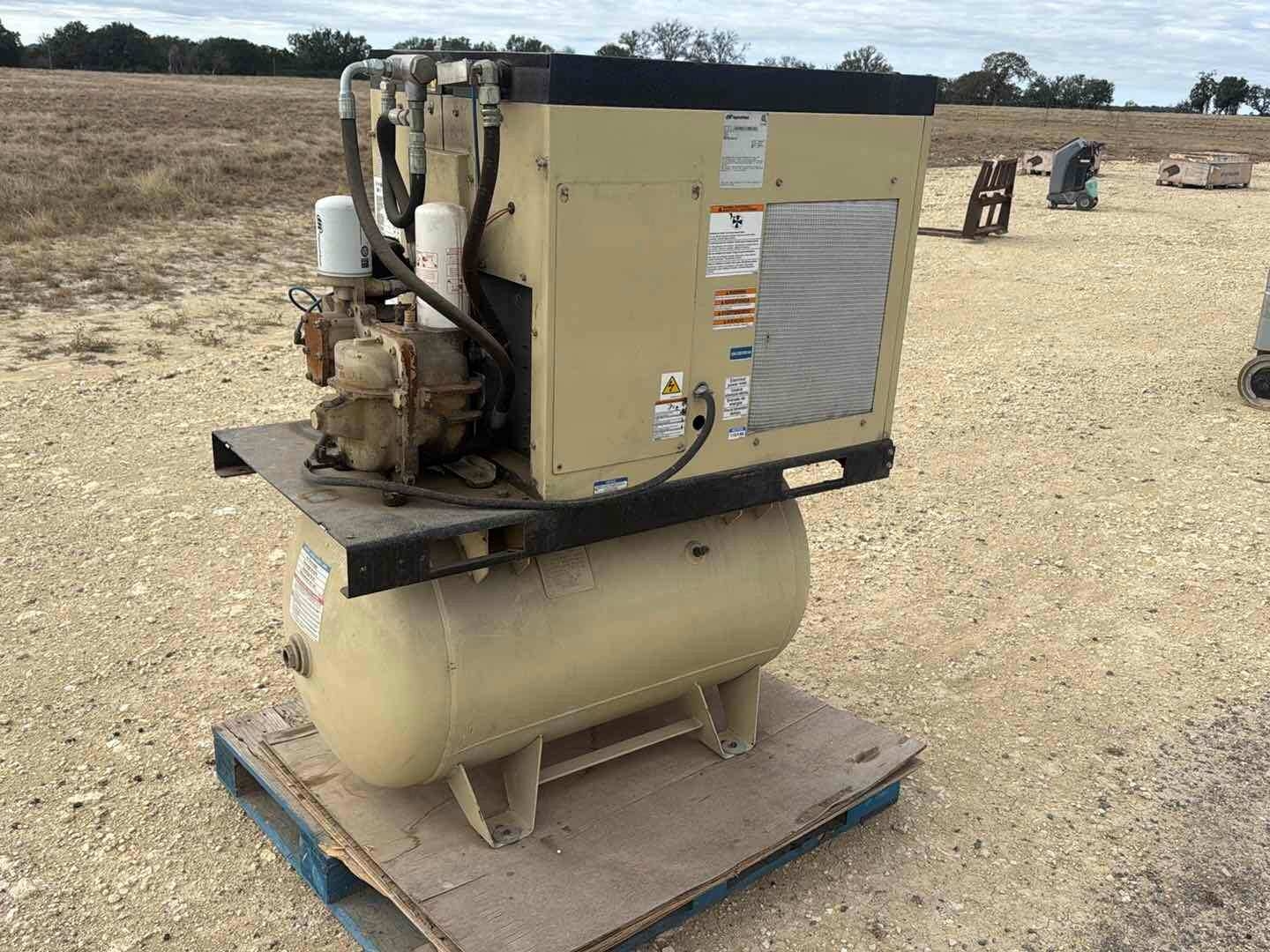 INGERSOLL RAND UNI-10TAS-130-L COMPRESSOR (A58214)