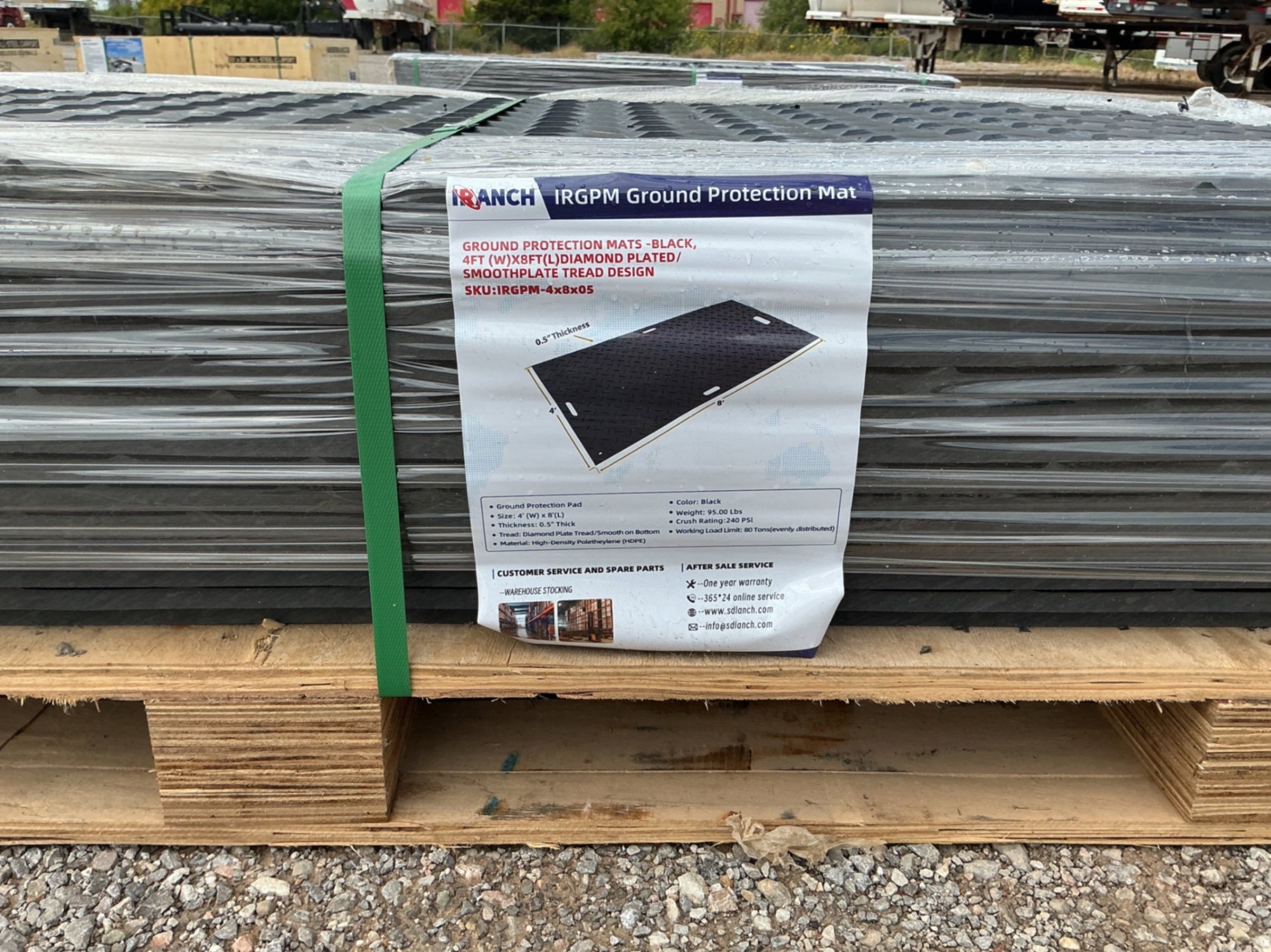 PALLET OF 15-BLACK GROUND PROTECTION MATS. 4FT X 8FT (A53843)