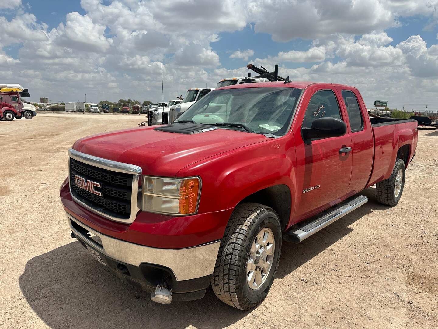2011 GMC SIERRA 2500HD (INOPERABLE) (A52472)
