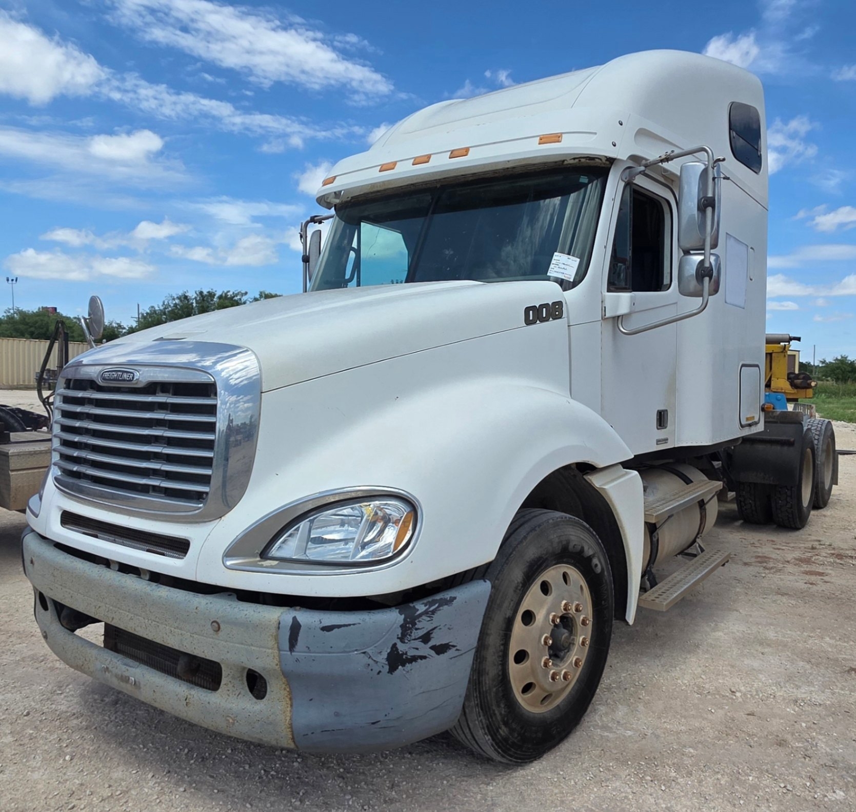 2004 FREIGHTLINER COLUMBIA 120 SLEEPER (A48992)