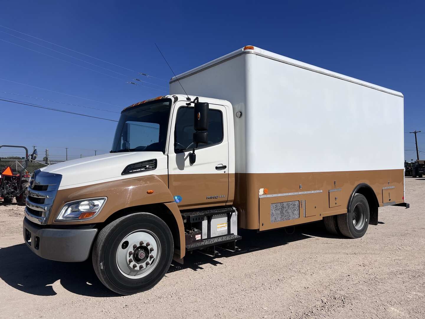 2013 HINO CONV. ICE CREAM TRUCK (A52472)