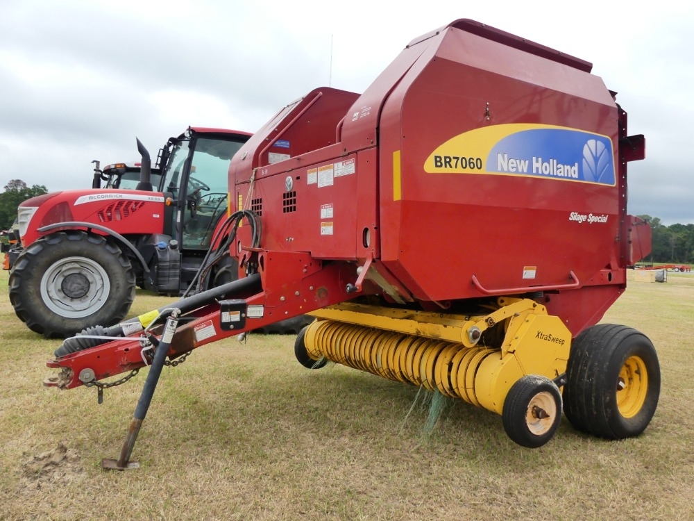 2013 New Holland BR7060 (A50123)