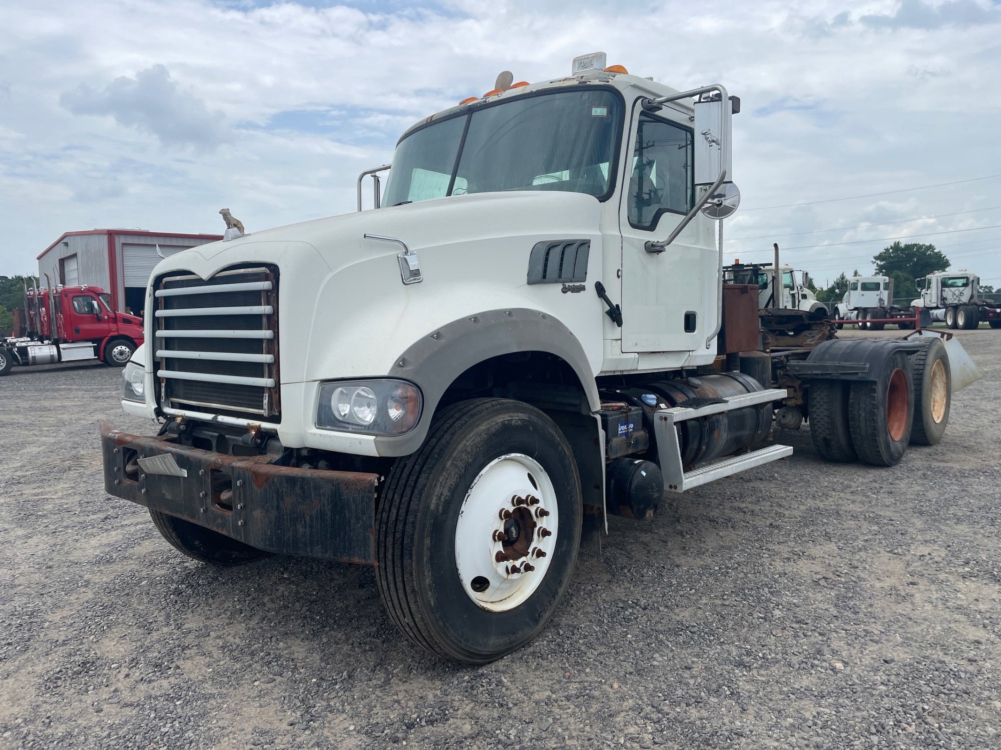 2011 MACK GU713 DAYCAB (INOPERABLE) (A50854)