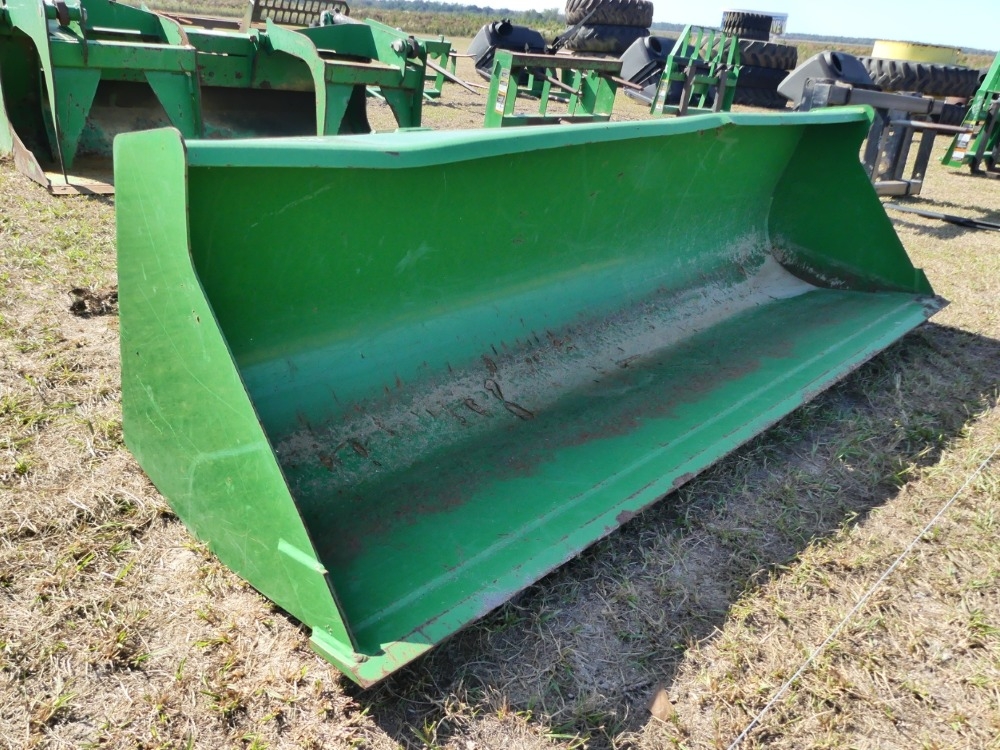 John Deere 72" Bucket (A56469)