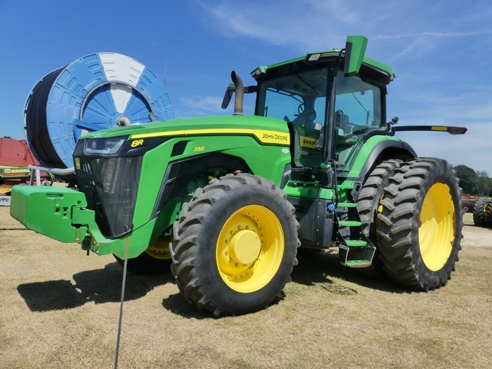 2021 John Deere 8R 250 (A50123)