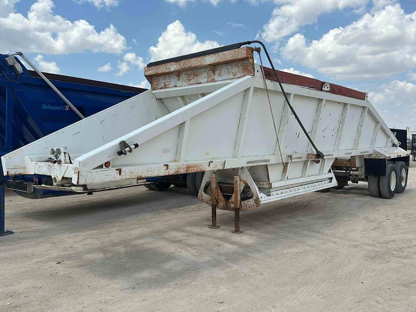 2013 WESTERN CONSTRUCTION COMPONENTS BELLY DUMP TRAILER (A52472)