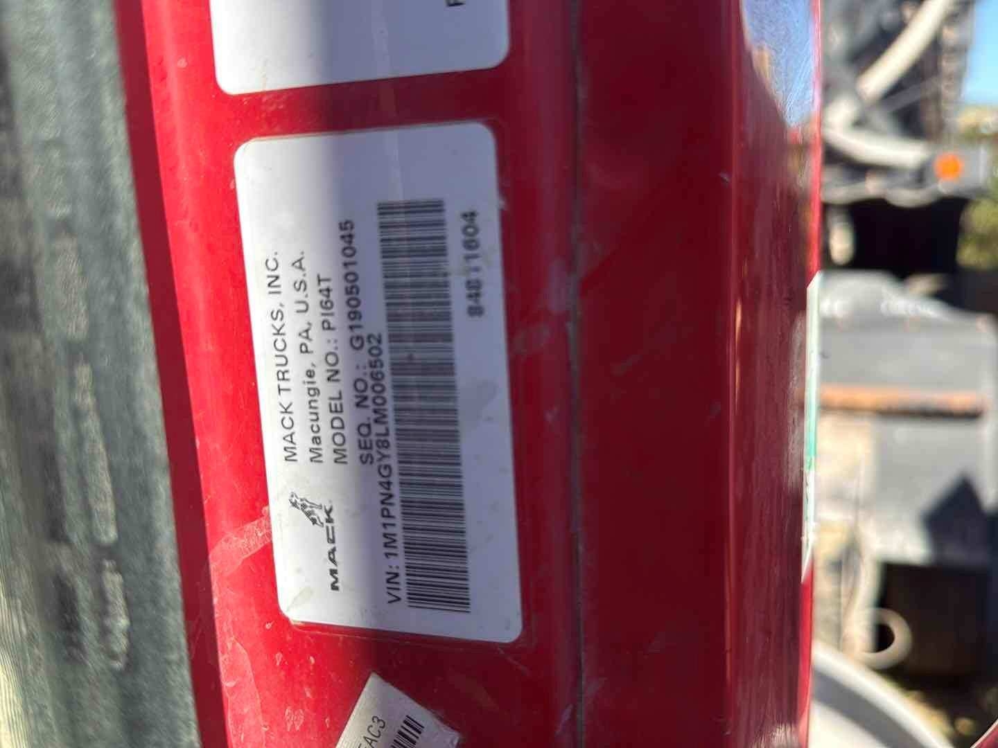 2020 MACK P164T (A58214)