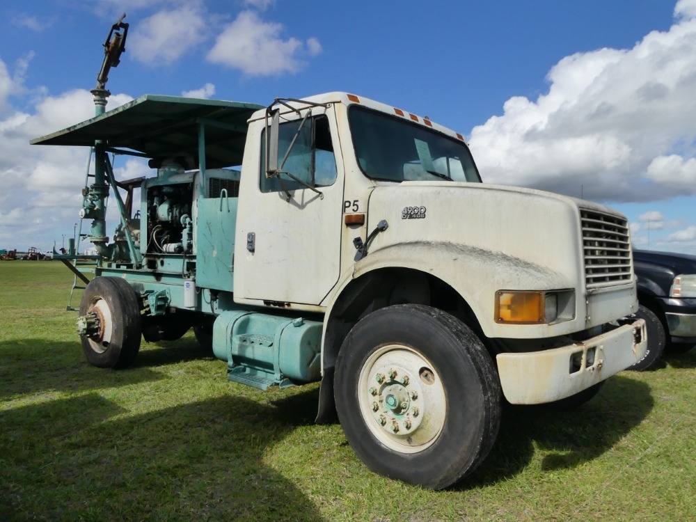 1993 International Navistar 4900 DT 466 (A57148)