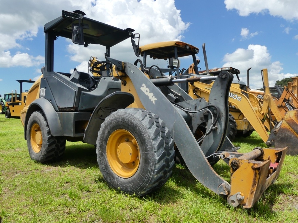 Deere 204K (A50120)