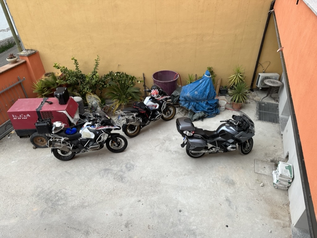 FEAB85FE-08AB-4792-97A7-BF51C6CF52C9_1_105_c.jpeg