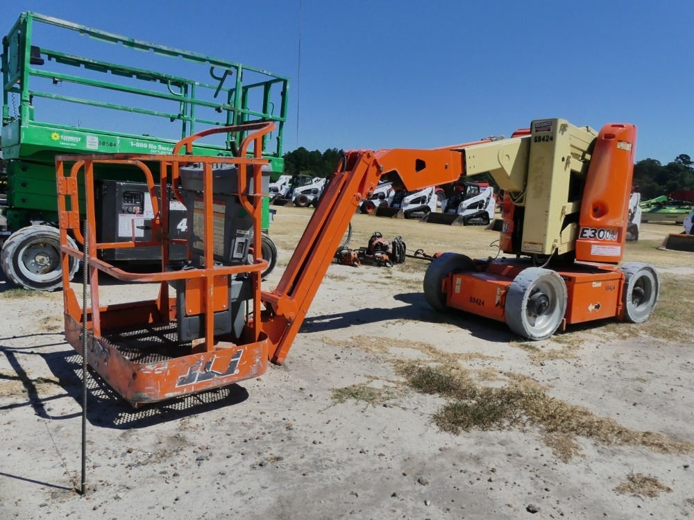 JLG E300AJ (A50123)