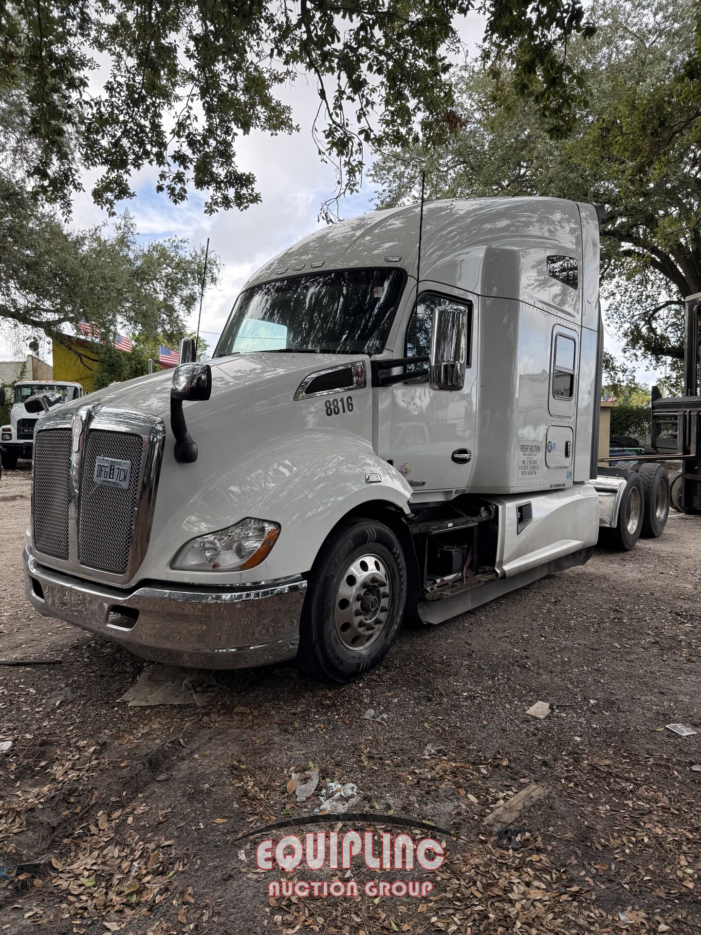 2021 KENWORTH T680 6X4 T/A SLEEPER TRUCK TRACTOR (A59908)