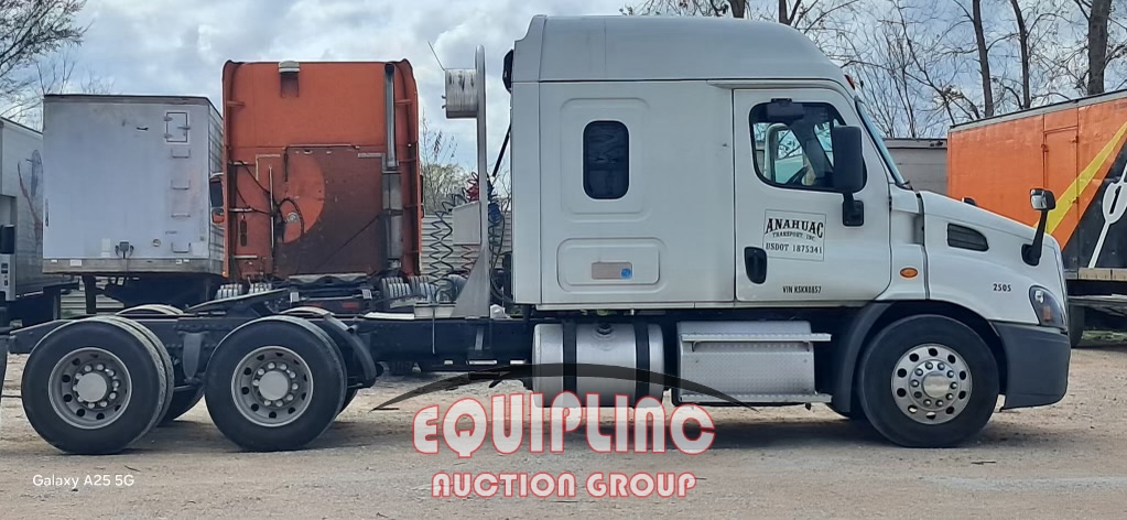 2019 FREIGHTLINER CASCADIA 6X4 T/A SLEEPER TRUCK TRACTOR (A59914)