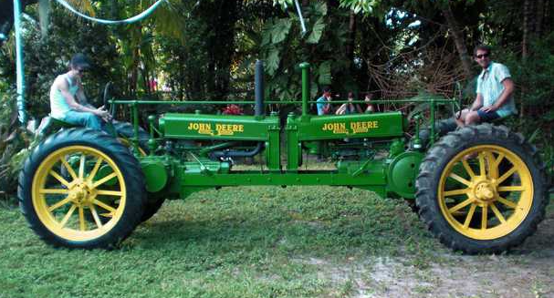funny tractor.png