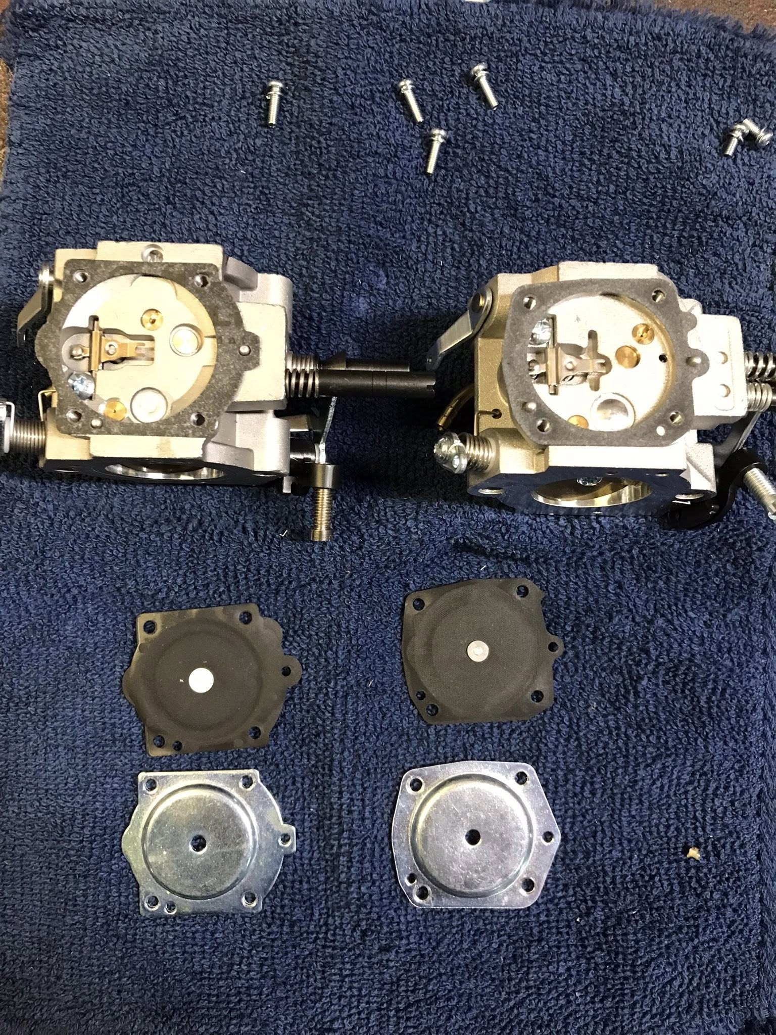 g3120carbb.jpg