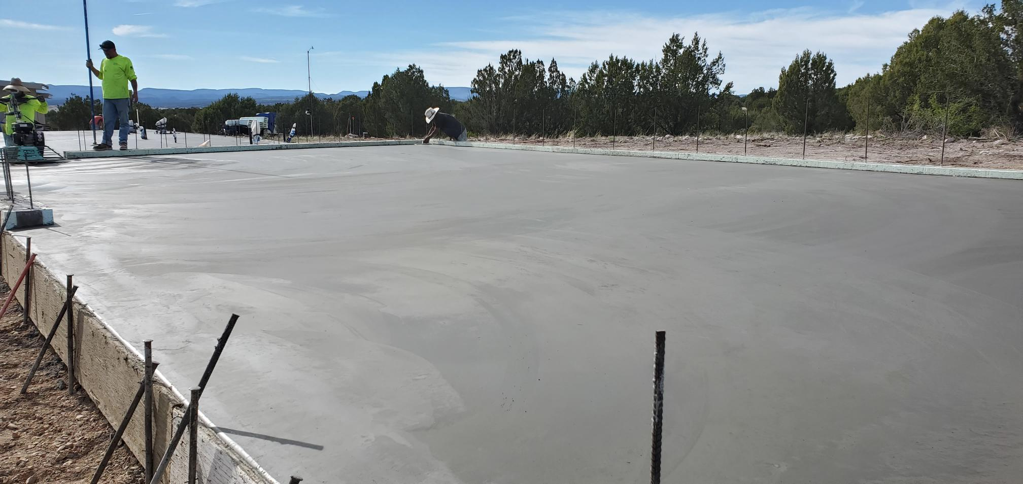 Garage Pour2.jpg